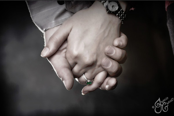 Engagement portrait by Tracie Grant